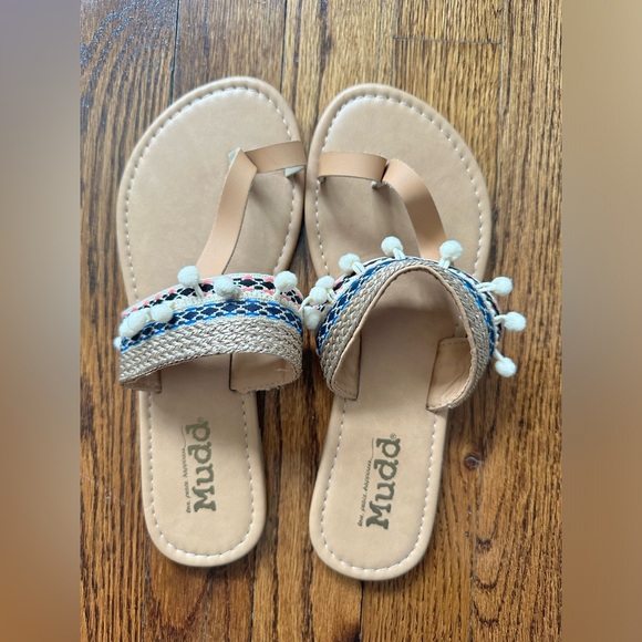 🦋 NEW Mudd Kohls Fringe Sandal Flip Flops - Picture 4 of 7